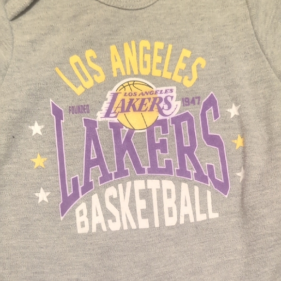Los Angeles Lakers Baby Onesies Set - Picture 3 of 5